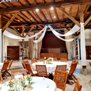 Rosace de tissu pour plafond